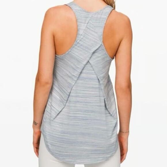 Lululemon Essential Tank - Picture 2 of 5